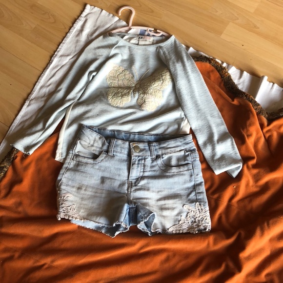 Outfit - Picture 1 of 1